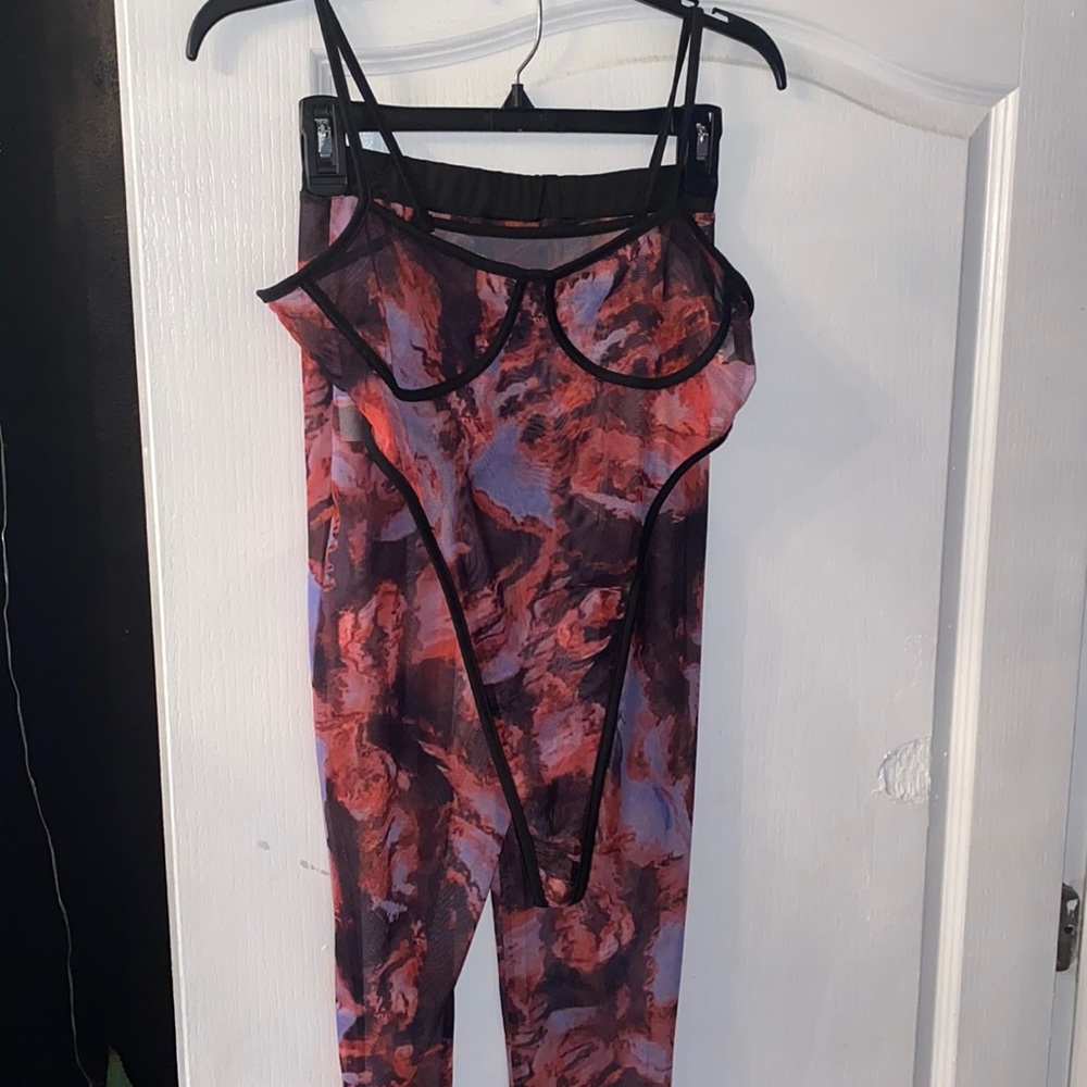 Floral 2 piece set! Size small